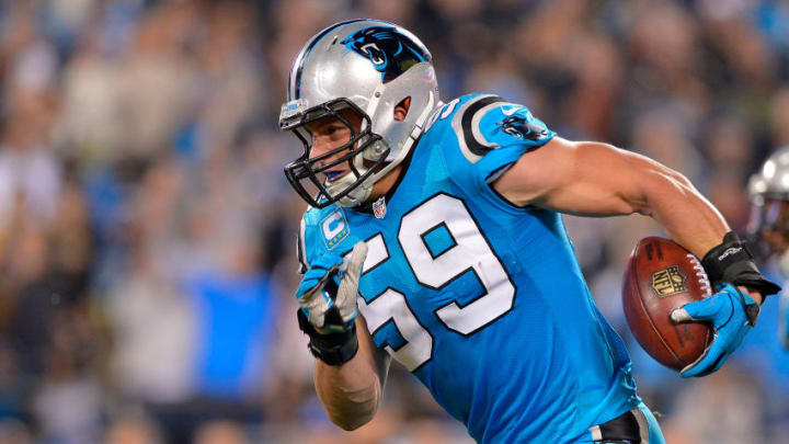 CHARLOTTE, NC - NOVEMBER 17: Luke Kuechly #59 of the Carolina Panthers returns a blocked field goal against the New Orleans Saints in the second quarter during the game at Bank of America Stadium on November 17, 2016 in Charlotte, North Carolina. (Photo by Grant Halverson/Getty Images)