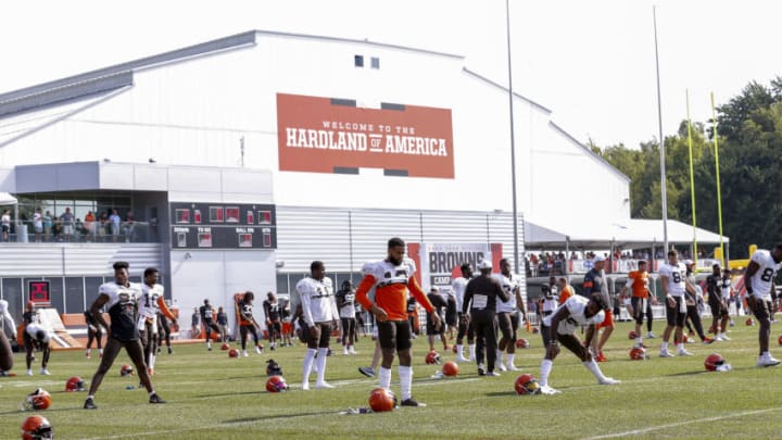 BEREA, OH - AUGUST 6: A general view of the Cleveland Browns as a team warming up before the start of the Cleveland Browns Training Camp on August 6, 2019 at the Cleveland Browns Training Facility in Berea, Ohio. (Photo by Don Juan Moore/Getty Images)