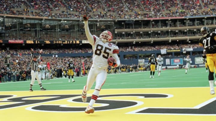 14 Nov 1999: Kevin Johnson #85 of the Cleveland Browns celebrates his touchdown during a game against the Pittsburgh Steelers at the Three Rivers Stadium in Pittsburgh, Pennsylvania. The Browns defeated the Steelers 16-15. Mandatory Credit: Jamie Squire /Allsport