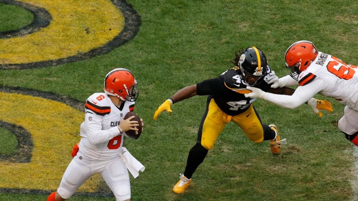 PITTSBURGH, PA – OCTOBER 28: Bud Dupree #48 of the Pittsburgh Steelers is held in the end zone by Desmond Harrison #69 of the Cleveland Browns resulting in a safety during the third quarter in the game at Heinz Field on October 28, 2018 in Pittsburgh, Pennsylvania. (Photo by Justin K. Aller/Getty Images)