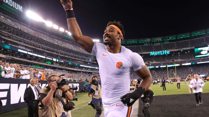 EAST RUTHERFORD, NEW JERSEY – SEPTEMBER 16: Myles Garrett #95 of the Cleveland Browns runs off the field after defeating the New York Jets at MetLife Stadium on September 16, 2019 in East Rutherford, New Jersey. The Browns defeated the Jets 23-3. (Photo by Mike Lawrie/Getty Images)