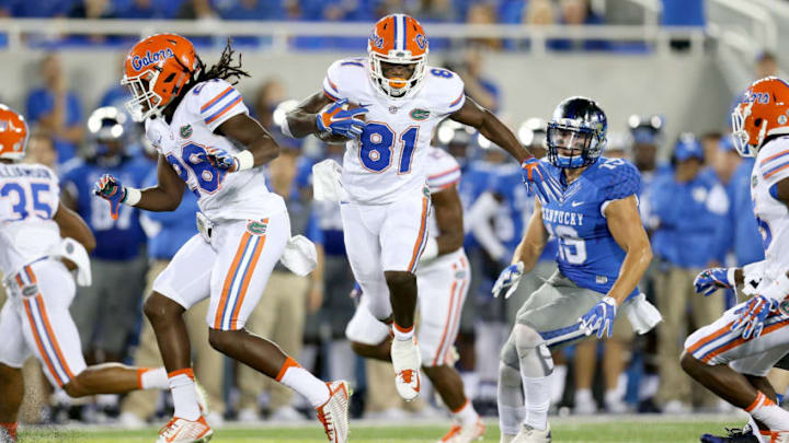 LEXINGTON, KY - SEPTEMBER 19: Antonio Callaway #81 of the Florida Gators runs with the ball against the Kentucky Wildcats at Commonwealth Stadium on September 19, 2015 in Lexington, Kentucky. (Photo by Andy Lyons/Getty Images)