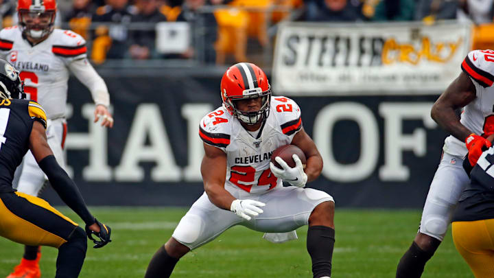 PITTSBURGH, PA – DECEMBER 01: Nick Chubb #24 of the Cleveland Browns in action against the Pittsburgh Steelers on December 1, 2019 at Heinz Field in Pittsburgh, Pennsylvania. (Photo by Justin K. Aller/Getty Images)