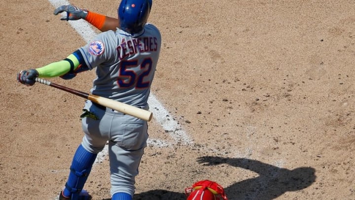 May 25, 2016; Washington, DC, USA; New York Mets center fielder Yoenis Cespedes (52) bats against the Washington Nationals at Nationals Park. Mandatory Credit: Geoff Burke-USA TODAY Sports