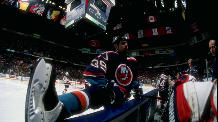 Travis Green #39 of the New York Islanders (Credit: Al Bello /Allsport)