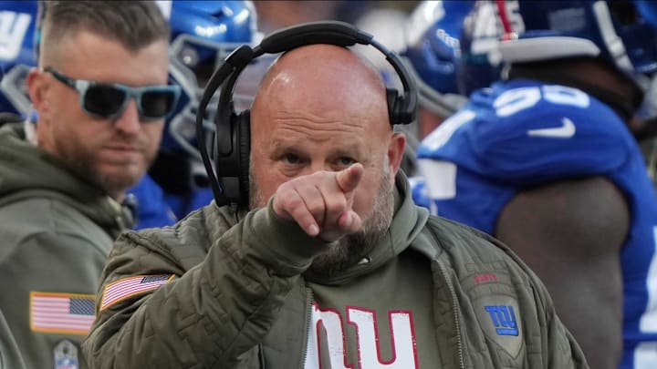 Head coach Brian Daboll cheers on his defense in the second half. The Houston Texans at the New York Giants in a game played at MetLife Stadium in East Rutherford, NJ on November 13, 2022.The Houston Texans Face The New York Giants In A Game Played At Metlife Stadium In East Rutherford Nj On November 13 2022