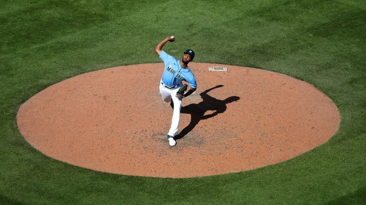SEATTLE, WASHINGTON – JULY 10: Carl Edwards Jr. #16 of the Seattle Mariners pitches in the sixth inning of an intrasquad game during summer workouts at T-Mobile Park on July 10, 2020 in Seattle, Washington. (Photo by Abbie Parr/Getty Images)