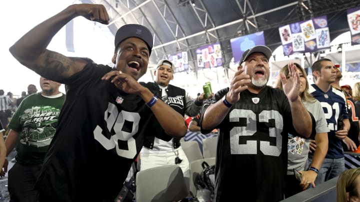 LAS VEGAS, NEVADA – APRIL 30: Las Vegas Raiders fans celebrate the 122nd overall pick during round four of the 2022 NFL Draft on April 30, 2022, in Las Vegas, Nevada. (Photo by David Becker/Getty Images)