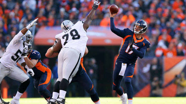 DENVER, CO – DECEMBER 13: Quarterback Brock Osweiler No. 17 of the Denver Broncos passes under pressure by defensive tackle Justin Ellis No. 78 of the Oakland Raiders during a game at Sports Authority Field at Mile High on December 13, 2015 in Denver, Colorado. (Photo by Justin Edmonds/Getty Images)