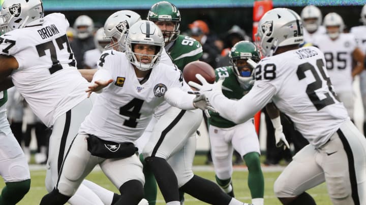 Derek Carr needs to keep drives alive on Sunday (Photo by Paul Bereswill/Getty Images)