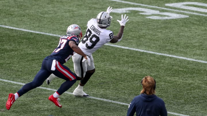Sep 27, 2020; Foxborough, Massachusetts, USA; Las Vegas Raiders receiver Bryan Edwards (89) catches a pass during the second half against the New England Patriots at Gillette Stadium. Mandatory Credit: Paul Rutherford-USA TODAY Sports