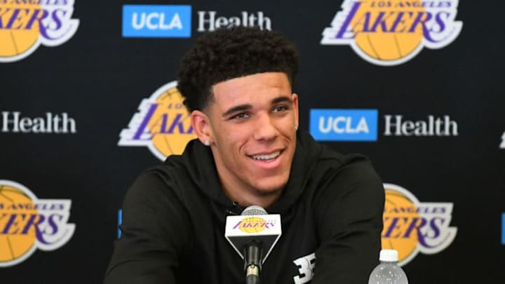 LOS ANGELES, CA - JUNE 23: Lonzo Ball #2 of the Los Angeles Lakers talks to the media during a press conference at their training faculity in June 23, 2017 in Los Angeles, California. (Photo by Jayne Kamin-Oncea/Getty Images)