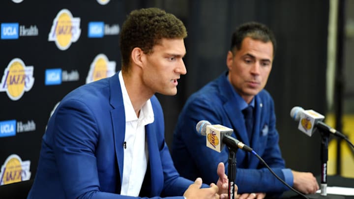 EL SEGUNDO, CA - JUNE 28: Brook Lopez gets introduced by the Los Angeles Lakers at a press conference on June 28, 2017 in El Segundo, California. NOTE TO USER: User expressly acknowledges and agrees that, by downloading and/or using this photograph, user is consenting to the terms and conditions of the Getty Images License Agreement. Mandatory Copyright Notice: Copyright 2017 NBAE (Photo by Andrew D. Bernstein/NBAE via Getty Images)