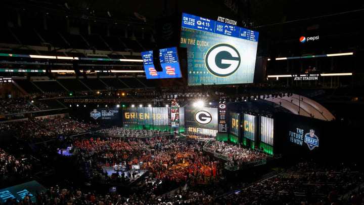 ARLINGTON, TX – APRIL 26: The Green Bay Packers logo is seen on a video board during the first round of the 2018 NFL Draft at AT&T Stadium on April 26, 2018 in Arlington, Texas. (Photo by Tim Warner/Getty Images)