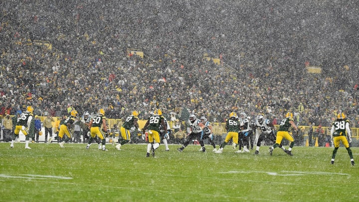 GREEN BAY, WISCONSIN – NOVEMBER 10: A detailed view of snow falls as the Green Bay Packers play the Carolina Panthers in the game at Lambeau Field on November 10, 2019 in Green Bay, Wisconsin. (Photo by Stacy Revere/Getty Images)