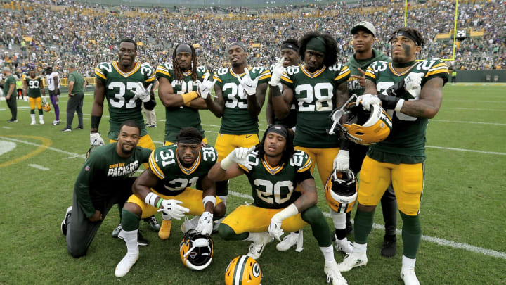 GREEN BAY, WISCONSIN – SEPTEMBER 15: Member of the Green Bay Packers celebrate after beating the Minnesota Vikings 21-16 at Lambeau Field on September 15, 2019 in Green Bay, Wisconsin. (Photo by Dylan Buell/Getty Images)