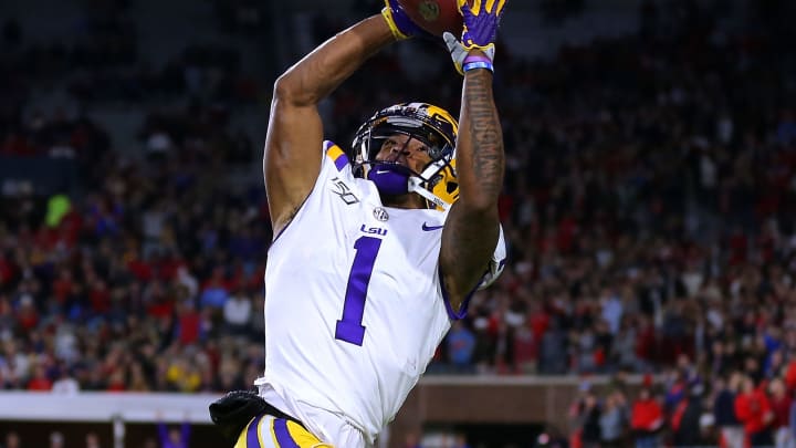 OXFORD, MISSISSIPPI – NOVEMBER 16: Ja’Marr Chase #1 of the LSU Tigers catches the ball for a touchdown during the first half of a game against the Mississippi Rebels at Vaught-Hemingway Stadium on November 16, 2019 in Oxford, Mississippi. (Photo by Jonathan Bachman/Getty Images)