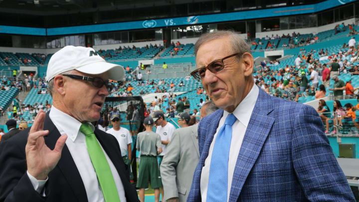 MIAMI GARDENS, FL – NOVEMBER 6: Owner Woody Johnson of the New York Jets meets with owner Stephen M. Ross of the Miami Dolphins on November 6, 2016 at Hard Rock Stadium in Miami Gardens, Florida. The Dolphins defeated the Jets 27-23. (Photo by Al Pereira/Getty Images)