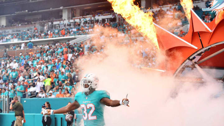 MIAMI, FL - NOVEMBER 04: Kenyan Drake #32 of the Miami Dolphins takes the field for their game against the New York Jets at Hard Rock Stadium on November 4, 2018 in Miami, Florida. (Photo by Mark Brown/Getty Images)
