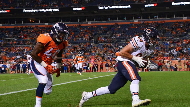 DENVER, CO – AUGUST 18: Tight end Ben Braunecker #84 of the Chicago Bears scores a fourth quarter touchdown under coverage by linebacker Keishawn Bierria #40 of the Denver Broncos during an NFL preseason game at Broncos Stadium at Mile High on August 18, 2018 in Denver, Colorado. (Photo by Dustin Bradford/Getty Images)