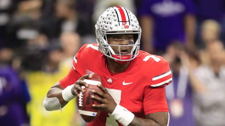 INDIANAPOLIS, INDIANA – DECEMBER 01: Dwayne Haskins Jr. #7 of the Ohio State Buckeyes throws a pass down field in the game against the Northwestern Wildcats in the second quarter at Lucas Oil Stadium on December 01, 2018 in Indianapolis, Indiana. (Photo by Andy Lyons/Getty Images)