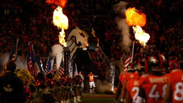 DENVER, CO - NOVEMBER 12: Cornerback Chris Harris #25 of the Denver Broncos walks onto the field during player introductions before a game against the New England Patriots at Sports Authority Field at Mile High on November 12, 2017 in Denver, Colorado. (Photo by Justin Edmonds/Getty Images)
