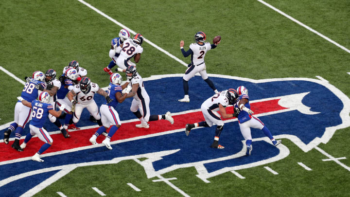 ORCHARD PARK, NEW YORK – NOVEMBER 24: Brandon Allen #2 of the Denver Broncos throws the ball during the third quarter of an NFL game against the Buffalo Bills at New Era Field on November 24, 2019 in Orchard Park, New York. Buffalo Bills defeated the Denver Broncos 20-3.(Photo by Bryan M. Bennett/Getty Images)