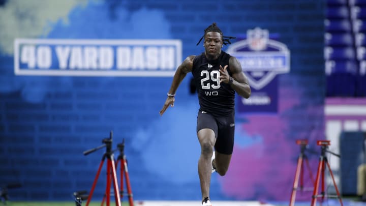 INDIANAPOLIS, IN – FEBRUARY 27: Wide receiver Jerry Jeudy of Alabama runs the 40-yard dash during the NFL Scouting Combine at Lucas Oil Stadium on February 27, 2020 in Indianapolis, Indiana. (Photo by Joe Robbins/Getty Images)