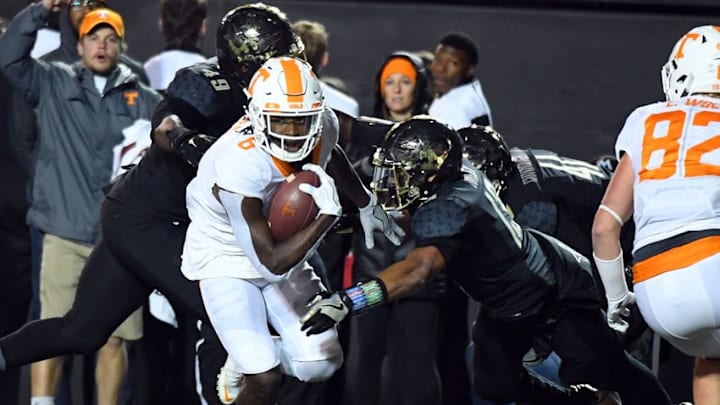 Mandatory Credit: Christopher Hanewinckel-USA TODAY Sports