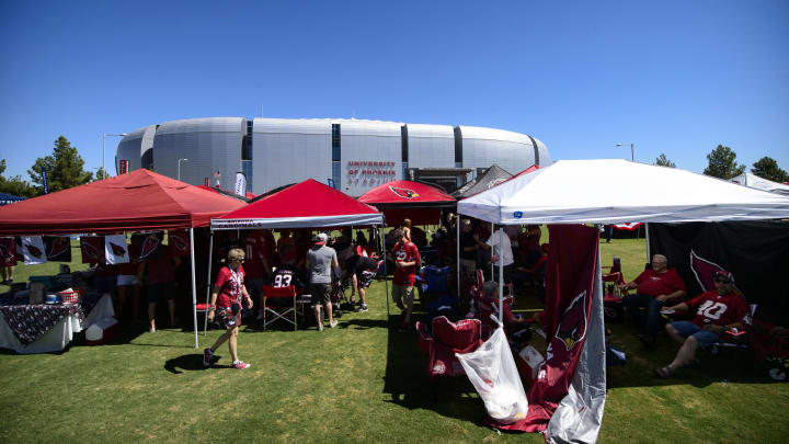 Sep 18, 2016; Glendale, AZ, USA; A view of the stadium and tailgate tent area before the game between the Arizona Cardinals and the Tampa Bay Buccaneers at University of Phoenix Stadium. Mandatory Credit: Jerome Miron-USA TODAY Sports