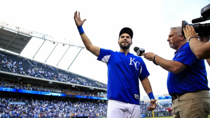 KANSAS CITY, MO - OCTOBER 01: Eric Hosmer #35 of the Kansas City Royals thanks the fans after the last game of the season against the Arizona Diamondbacks at Kauffman Stadium on October 1, 2017 in Kansas City, Missouri. The Royals were defeated by the Diamondbacks 14-2. (Photo by Brian Davidson/Getty Images)