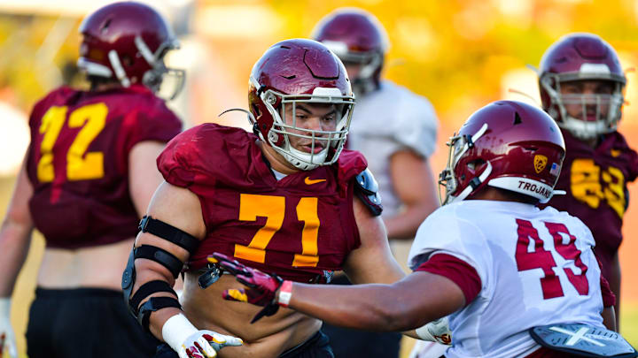 USC football practices in shells on Monday, Oct. 12, 2020 in Los Angeles Calif. (John McGillen via USC Athletics)