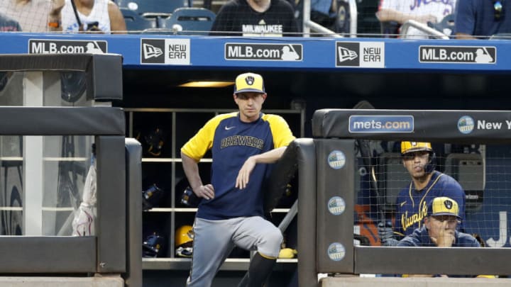 I Look Good Craig Counsell GIF by Milwaukee Brewers - Find & Share