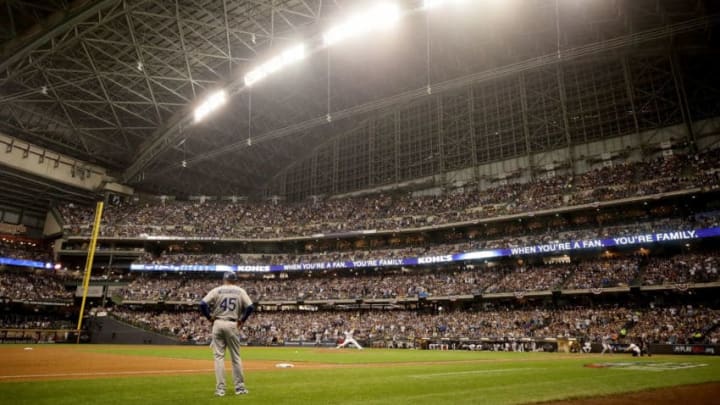 MILWAUKEE, WI - OCTOBER 19: Jeremy Jeffress #32 of the Milwaukee Brewers throws a pitch against the Los Angeles Dodgers in Game Six of the National League Championship Series at Miller Park on October 19, 2018 in Milwaukee, Wisconsin. (Photo by Jonathan Daniel/Getty Images)