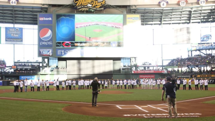 MILWAUKEE, WI - JUNE 13: Brewer Wall of fame inductees before the game between the Cincinnati Reds and the Milwaukee Brewers at Miller Park on June 13, 2014 in Milwaukee, Wisconsin. (Photo by Mike McGinnis/Getty Images)