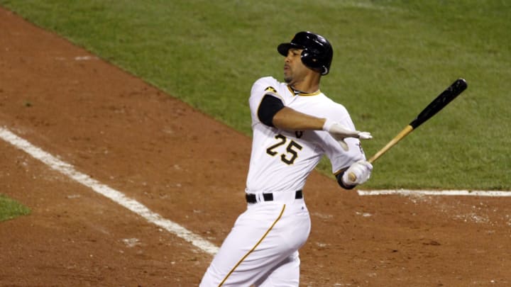 PITTSBURGH, PA – SEPTEMBER 24: Derrek Lee #25 of the Pittsburgh Pirates bats against the Cincinnati Reds during the game on September 24, 2011 at PNC Park in Pittsburgh, Pennsylvania. (Photo by Justin K. Aller/Getty Images)