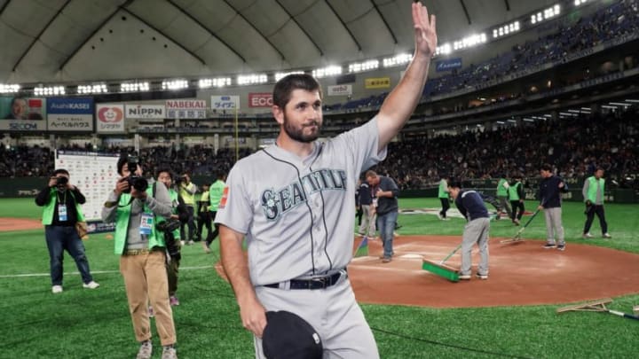 TOKYO, JAPAN - MARCH 18: Catcher David Freitas #36 of the Seattle Mariners applauds fans after the preseason friendly game between Yomiuri Giants and Seattle Mariners at Tokyo Dome on March 18, 2019 in Tokyo, Japan. (Photo by Masterpress/Getty Images)