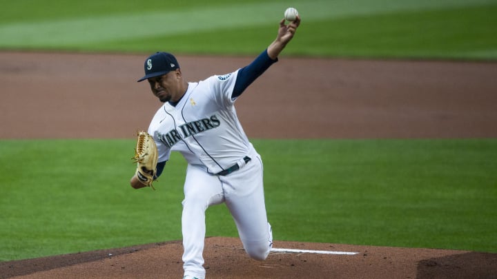 Justus Sheffield of the Seattle Mariners throws.