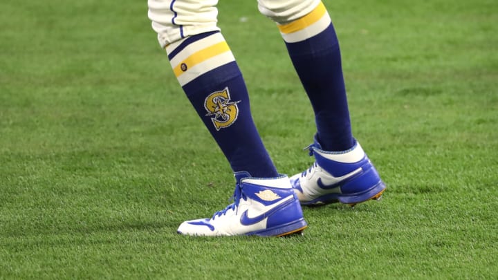 Seattle Mariners OF Kyle Lewis' Nike cleats.