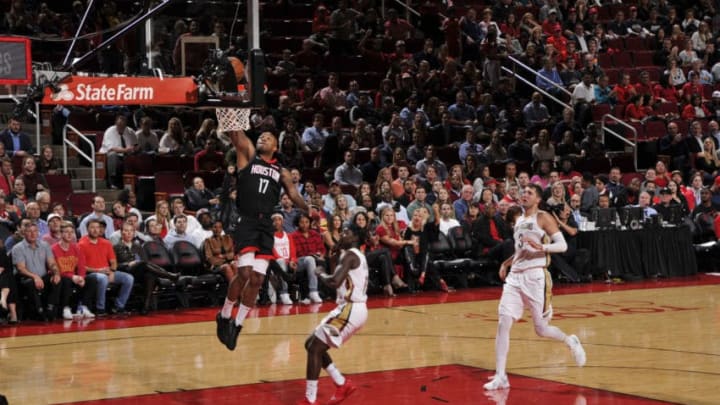 HOUSTON, TX - OCTOBER 17: PJ Tucker #17 of the Houston Rockets shoots the ball against the New Orleans Pelicans during a game on October 17, 2018 at Toyota Center, in Houston, Texas. NOTE TO USER: User expressly acknowledges and agrees that, by downloading and/or using this Photograph, user is consenting to the terms and conditions of the Getty Images License Agreement. Mandatory Copyright Notice: Copyright 2018 NBAE (Photo by Bill Baptist/NBAE via Getty Images)