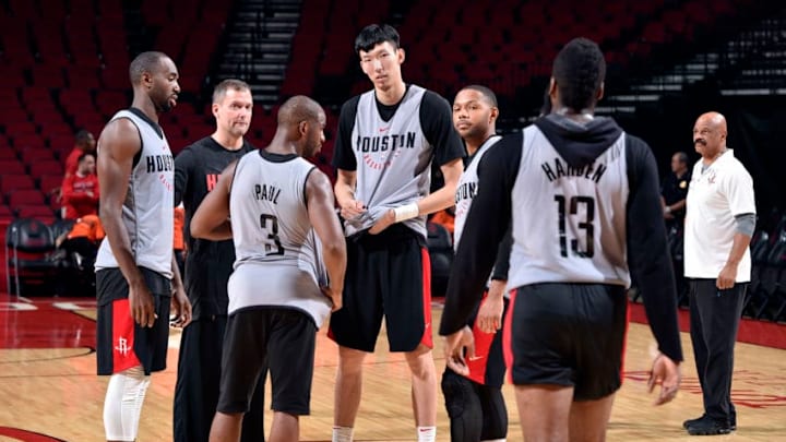 HOUSTON, TX - OCTOBER 7: Zhou Qi HOUSTON, TX - OCTOBER 7: Zhou Qi
