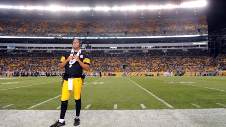 Aug 18, 2016; Pittsburgh, PA, USA; Pittsburgh Steelers quarterback Ben Roethlisberger (7) on the sidelines against the Philadelphia Eagles during the second half of their game at Heinz Field. The Eagles won the game, 17-0. Mandatory Credit: Jason Bridge-USA TODAY Sports