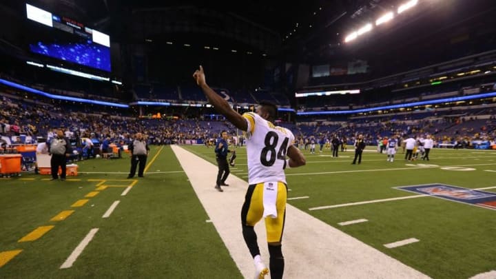 Nov 24, 2016; Indianapolis, IN, USA; Pittsburgh Steelers wide receiver Antonio Brown (84) against the Indianapolis Colts at Lucas Oil Stadium. The Steelers won 28-7. Mandatory Credit: Aaron Doster-USA TODAY Sports