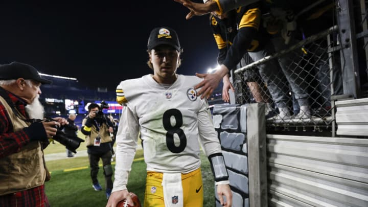 BALTIMORE, MARYLAND - JANUARY 01: Kenny Pickett #8 of the Pittsburgh Steelers heads to the locker room after defeating the Baltimore Ravens during an NFL football game between the Baltimore Ravens and the Pittsburgh Steelers at M&T Bank Stadium on January 01, 2023 in Baltimore, Maryland. (Photo by Michael Owens/Getty Images)