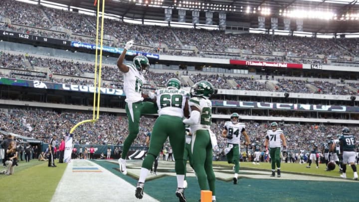 PHILADELPHIA, PENNSYLVANIA - OCTOBER 06: Wide Receiver Vyncint Smith #17 of the New York Jets celebrates with offensive tackle Kelvin Beachum #68 after a touchdown in the second half against the Philadelphia Eagles at Lincoln Financial Field on October 06, 2019 in Philadelphia, Pennsylvania. (Photo by Todd Olszewski/Getty Images)