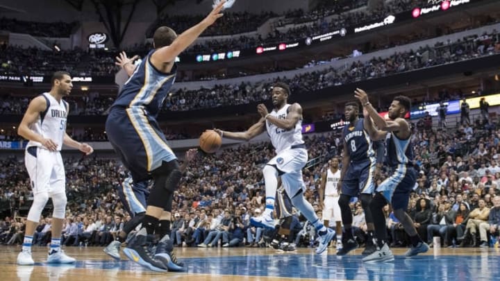 Nov 18, 2016; Dallas, TX, USA; Dallas Mavericks guard Wesley Matthews (23) passes the ball during the first half against the Memphis Grizzlies at the American Airlines Center. Mandatory Credit: Jerome Miron-USA TODAY Sports
