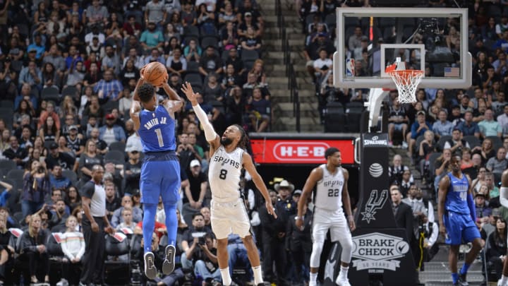 SAN ANTONIO, TX – OCTOBER 29: Dennis Smith Jr. #1 of the Dallas Mavericks shoots the ball against the San Antonio Spurs on October 29, 2018 at the AT&T Center in San Antonio, Texas. NOTE TO USER: User expressly acknowledges and agrees that, by downloading and or using this photograph, user is consenting to the terms and conditions of the Getty Images License Agreement. Mandatory Copyright Notice: Copyright 2018 NBAE (Photos by Mark Sobhani/NBAE via Getty Images)