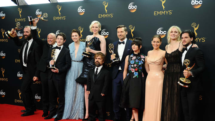 LOS ANGELES, CA – SEPTEMBER 18: (L-R) Actors Rory McCann, Conleth Hill, Iwan Rheon, Gwendoline Christie, Peter Dinklage, Nikolaj Coster-Waldau, Maisie Williams, Emilia Clarke, Sophie Turner and Kit Harington, winners of Best Drama Series for ‘Game of Thrones’, pose in the press room at the 68th annual Primetime Emmy Awards at Microsoft Theater on September 18, 2016 in Los Angeles, California. (Photo by Jason LaVeris/FilmMagic)