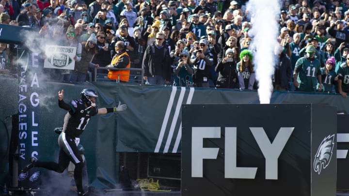 PHILADELPHIA, PA – NOVEMBER 03: Carson Wentz #11 of the Philadelphia Eagles runs onto the field prior to the game against the Chicago Bears at Lincoln Financial Field on November 3, 2019 in Philadelphia, Pennsylvania. (Photo by Mitchell Leff/Getty Images) NFL Power Rankings