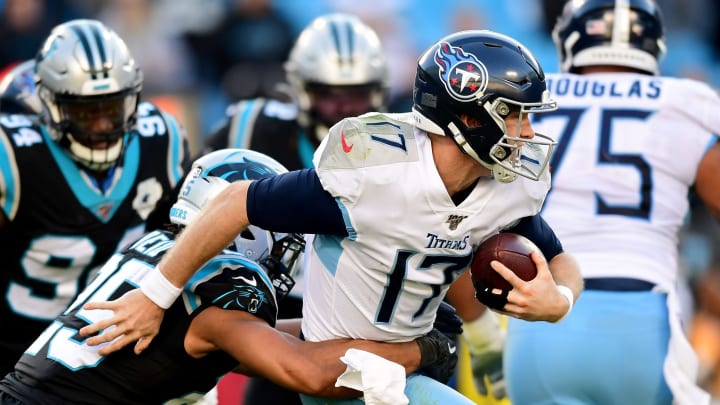 CHARLOTTE, NORTH CAROLINA – NOVEMBER 03: Ryan Tannehill #17 of the Tennessee Titans is sacked by Eric Reid #25 of the Carolina Panthers during their game at Bank of America Stadium on November 03, 2019 in Charlotte, North Carolina. (Photo by Jacob Kupferman/Getty Images)